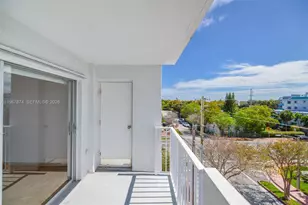 8000 Harding Ave, Miami Beach, FL 33141 - Photo 22