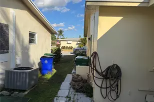 1125 NW 69th Ave, Margate, FL 33063 - Photo 10