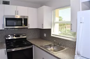1398 NW 61st St, Miami, FL 33142 - Photo 4