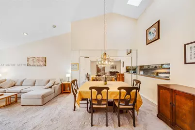 567 NE 199th Ter #1S, Miami, FL 33179 - Photo 8