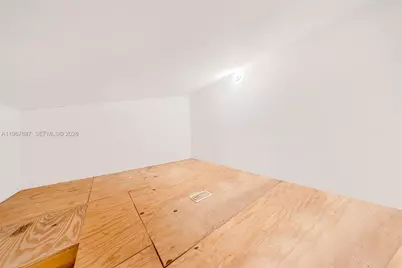 567 NE 199th Ter #1S, Miami, FL 33179 - Photo 30