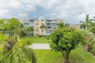 219 NE 14th Ave, Hallandale Beach, FL 33009 - Photo 44