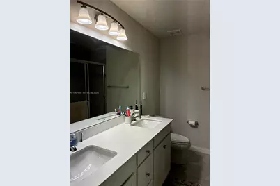1069 NW 4th Ter, Florida City, FL 33034 - Photo 16