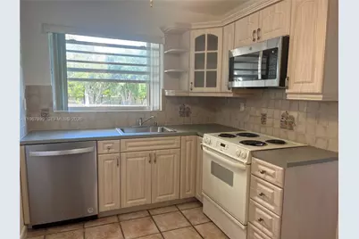 7705 SW 86th St #B-213, Miami, FL 33143 - Photo 4