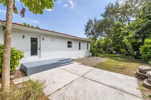801 NE 118th St, Biscayne Park, FL 33161 - Photo 26