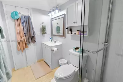 9440 Tangerine Pl #202, Davie, FL 33324 - Photo 10