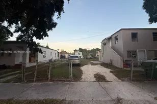 3090 NW 33rd St, Miami, FL 33142 - Photo 28