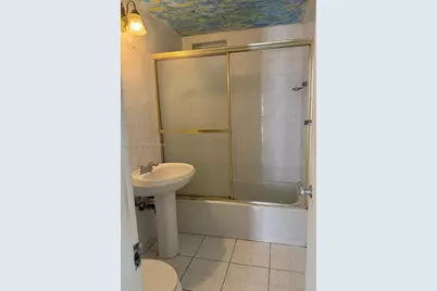 4201 Indian Creek Dr #2, Miami Beach, FL 33140 - Photo 18