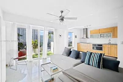 1455 West Ave #903, Miami Beach, FL 33139 - Photo 2