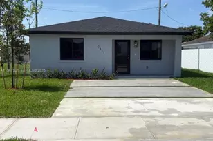 2421 NW 153 St, Miami Gardens, FL 33054 - Photo 2