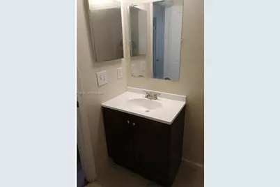 1600 SW 44th Ave, Fort Lauderdale, FL 33317 - Photo 6