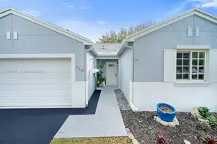 14270 SW 145th Terrace, Miami, FL 33186 - Photo 2