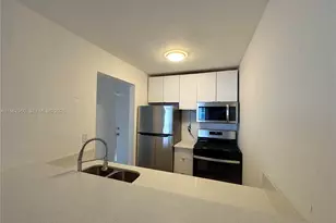 505 NE 30th St, Miami, FL 33137 - Photo 6