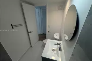 505 NE 30th St, Miami, FL 33137 - Photo 14