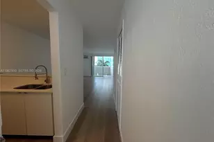 505 NE 30th St, Miami, FL 33137 - Photo 4