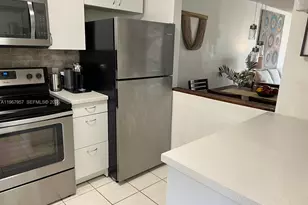 9581 Sunrise Lakes Blvd, Sunrise, FL 33322 - Photo 12