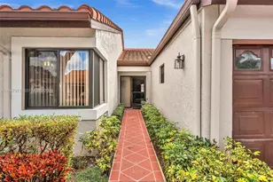 6116 Kings Gate Cir, Delray Beach, FL 33484 - Photo 2