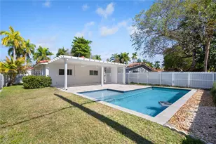 1070 Tyler St, Hollywood, FL 33019 - Photo 30