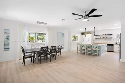 1070 Tyler St, Hollywood, FL 33019 - Photo 2