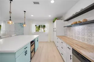 1070 Tyler St, Hollywood, FL 33019 - Photo 10