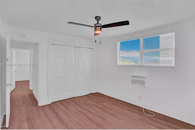 505 NE 30th St #406, Miami, FL 33137 - Photo 4