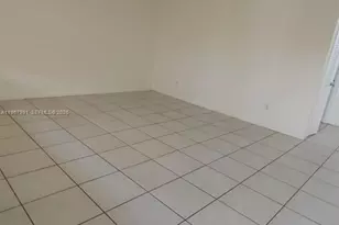 2121 NE 168th St, North Miami Beach, FL 33162 - Photo 4