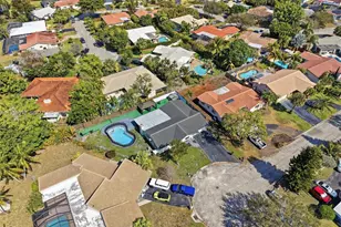 8555 NW 25th Pl, Coral Springs, FL 33065 - Photo 52