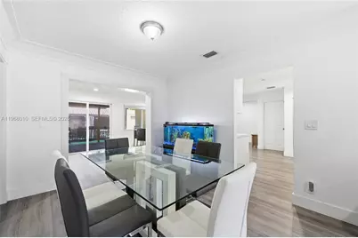 8555 NW 25th Pl, Coral Springs, FL 33065 - Photo 20