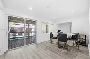 8555 NW 25th Pl, Coral Springs, FL 33065 - Photo 22