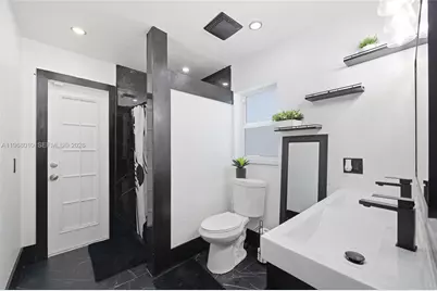 8555 NW 25th Pl, Coral Springs, FL 33065 - Photo 34