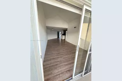 6272 NW 186th St #301, Hialeah, FL 33015 - Photo 14