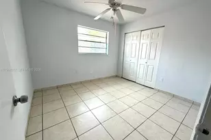 137Xx SW 32nd St, Miami, FL 33175 - Photo 4