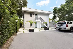 37 NW 59th St, Miami, FL 33127 - Photo 4