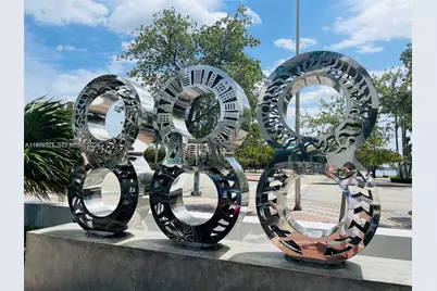 888 Biscayne Blvd #1512, Miami, FL 33132 - Photo 4