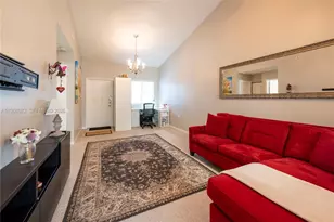 2151 NW 77th Way, Pembroke Pines, FL 33024 - Photo 8