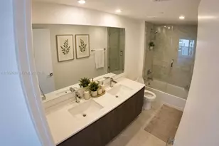 488 NE 18th St, Miami, FL 33132 - Photo 8