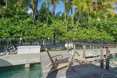 10121 E Broadview Dr, Bay Harbor Islands, FL 33154 - Photo 46