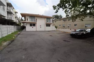 951 SW 7th St, Miami, FL 33130 - Photo 18