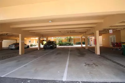 430 Commodore Dr #314, Plantation, FL 33325 - Photo 18