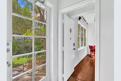 503 12th St #5, Miami Beach, FL 33139 - Photo 2