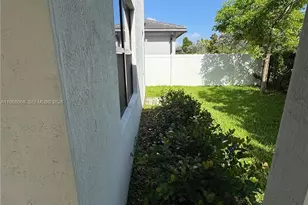 17355 SW 41st St, Miramar, FL 33029 - Photo 38