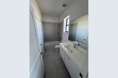 17355 SW 41st St, Miramar, FL 33029 - Photo 24