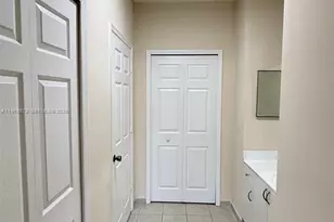 3323 NE 11th Dr, Homestead, FL 33033 - Photo 16