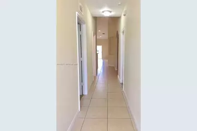 3323 NE 11th Dr #-, Homestead, FL 33033 - Photo 2