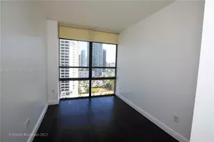 600 NE 36th St, Miami, FL 33137 - Photo 10