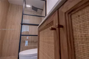 1255 W Collins Ave, Miami Beach, FL 33139 - Photo 10