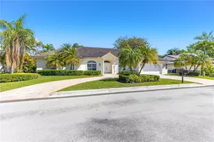 5253 NW 94th Doral Pl, Doral, FL 33178 - Photo 6