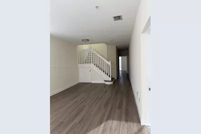 7100 NW 177th St #210-14, Hialeah, FL 33015 - Photo 2