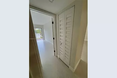 1900 W 54th St #219, Hialeah, FL 33012 - Photo 24