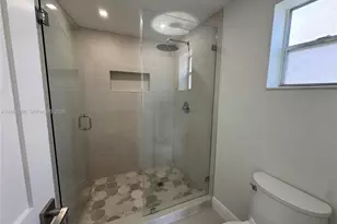 1900 W 54th St, Hialeah, FL 33012 - Photo 4